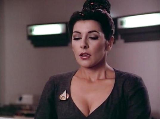 4P Visage d'orgasme de Marina Sirtis