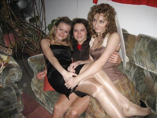 24P Nylon upskirt 30