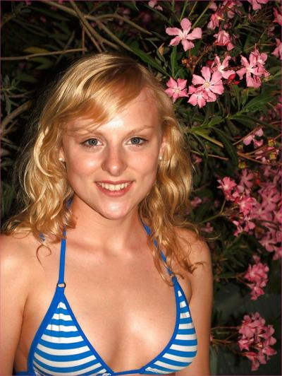 25P Beach blonde