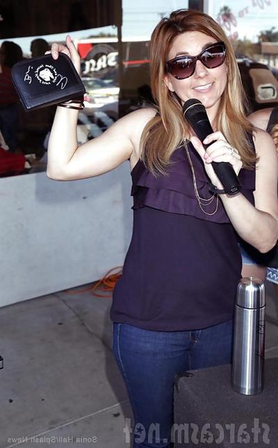 25P Brandi Passante – Storage Wars