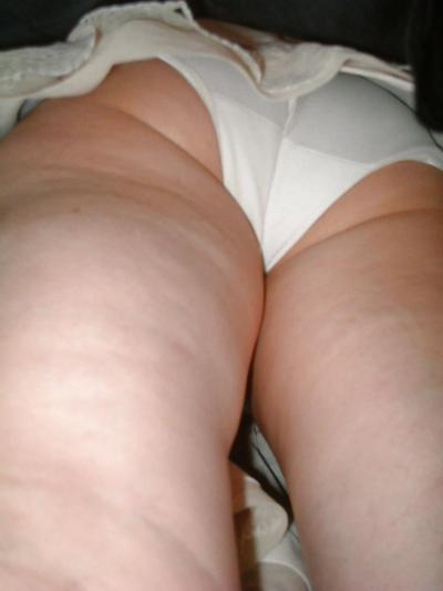 5P おばあちゃんのパンチラ
