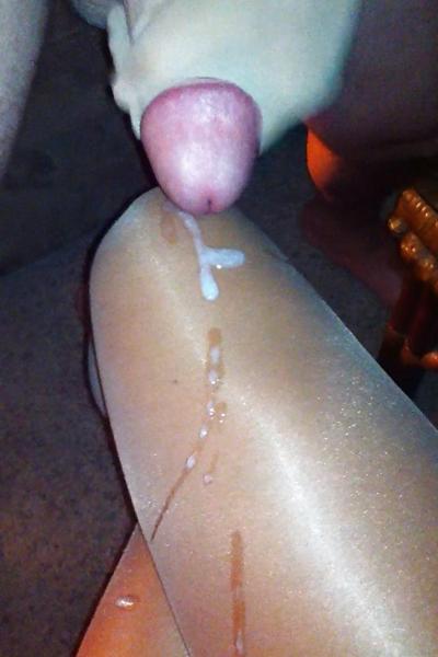 4P Sperma auf Strümpfen