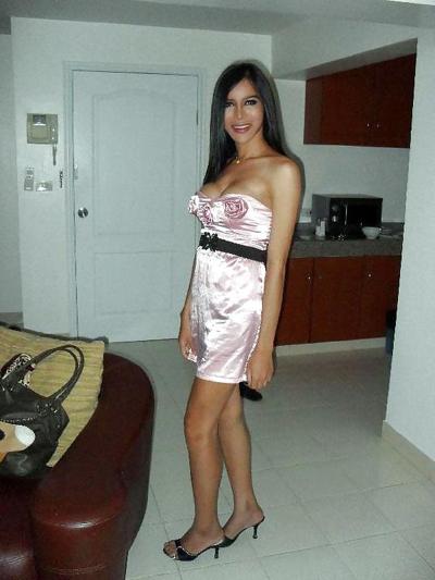 25P Ladyboy Som from Pattaya