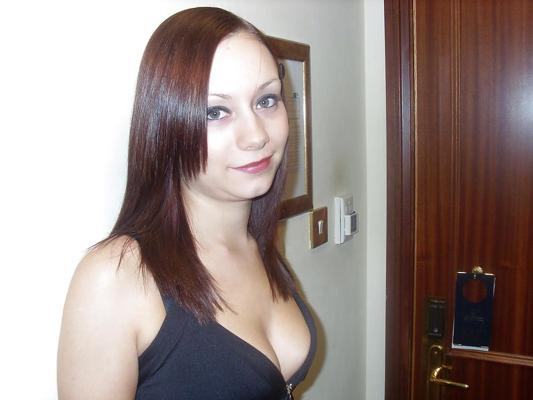 25P Bisexual Sisters