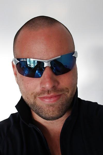 21P Self portraits with sunglasses 