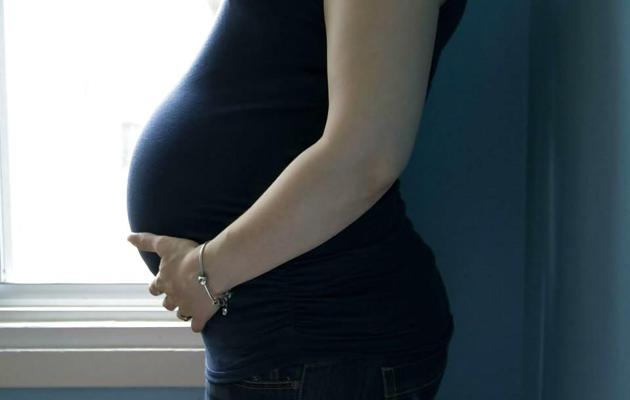 25P Emilie B enceinte - pregnant