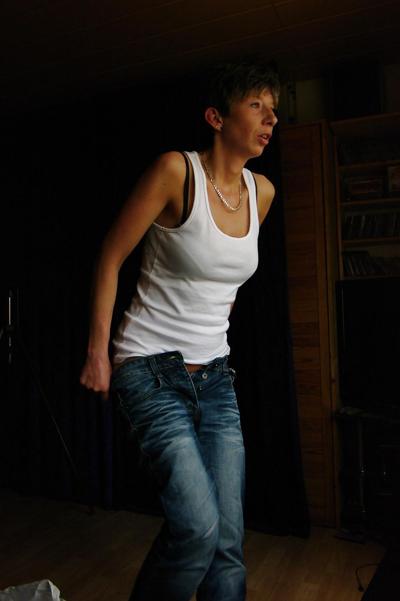 25P German dressing milf private pics