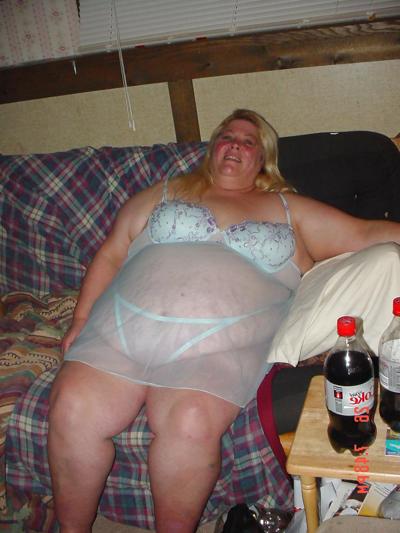 25P BBW Sexy fat pigs !
