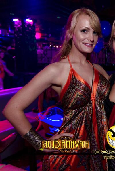 25P Filles de clubbing en satin