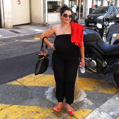 17P Seins énormes Roumains 19