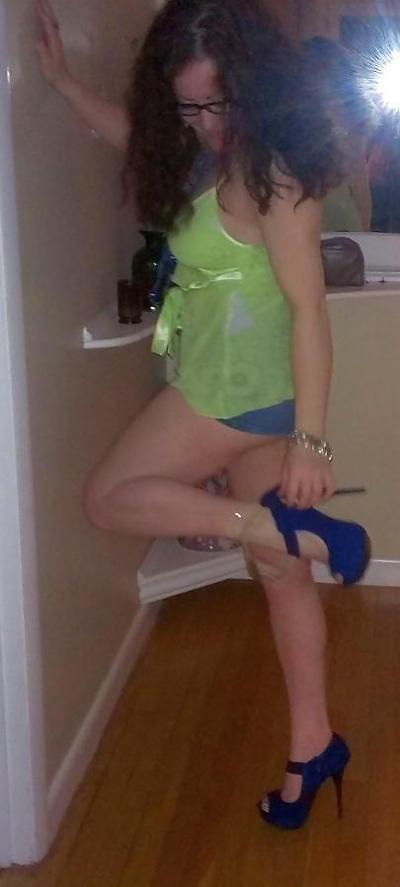 25P My Neighbour Maria ...GREAT DIRTY BITCH SHOWS ALL