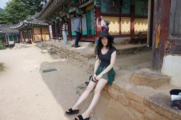 23P Want to cum on this dumb korean's gook face?