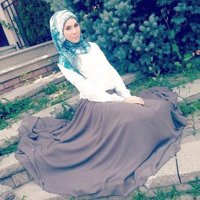 17P Sexy hijabi girll  - she's virgin ...