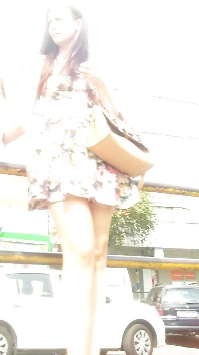 10P Spy sexy teens skirt and feet romanian