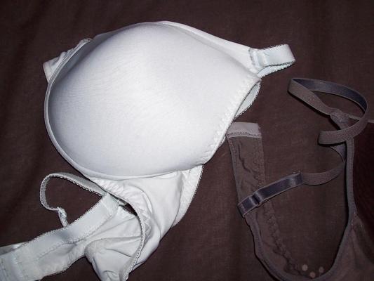 16P The brides underwear what she wore on the big day