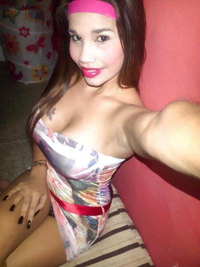 22P Upskirt Pussies