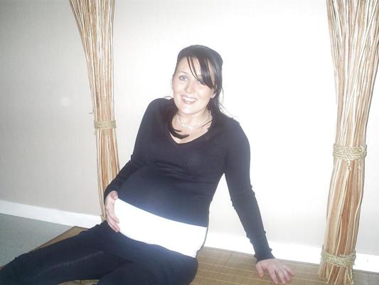 15P Vanessa B Enceinte - Pregnant 5