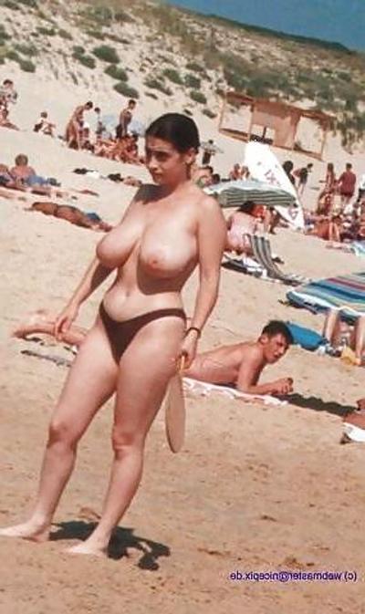 22P Beach Floppy Tits 2
