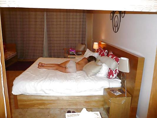 10P Amateur wife voyeur 1