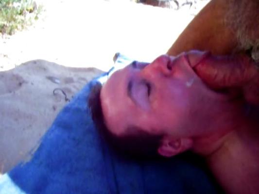 23P Nat und Nick haben Spaß an einem FKK-Strand