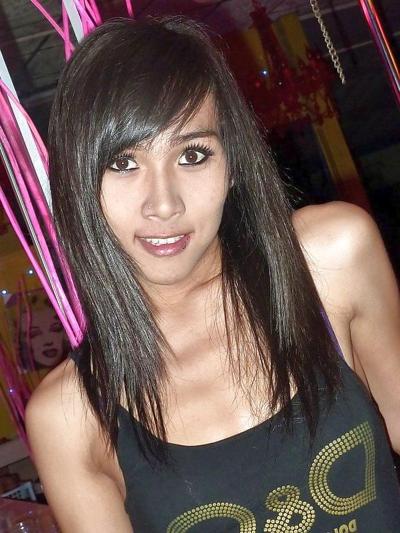 20P Pattaya Ladyboy Som