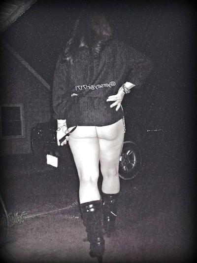 23P Introducing the wifes phat booty - Jerseygirl7171