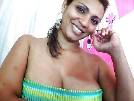25P Best Colombian Cam girl