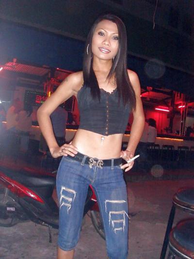 18P Ladyboy Pattie aus Pattaya