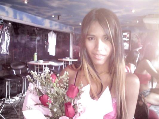 25P Pattaya Ladyboy Lek aka Lee
