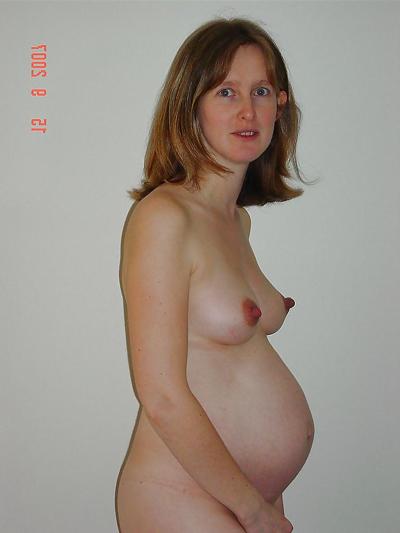 25P Enceinte nue - Nude pregnant 15