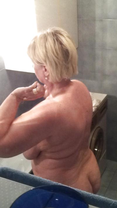 7P Hidden window bbw granny