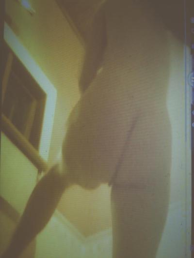 10P Dangling lips and firm round butt
