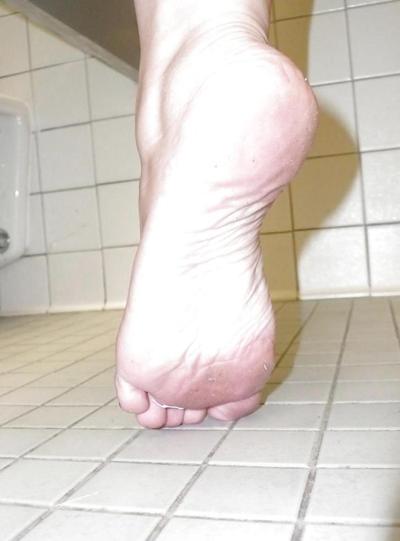 22P April Flores Foot Pics