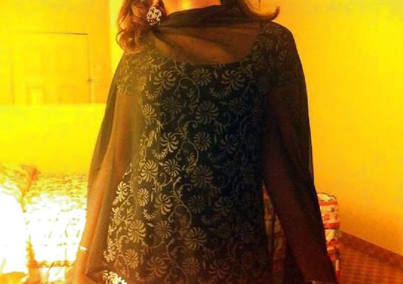 10P Selfshot pakistani girl