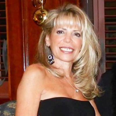 20P Italian cocksucker milf