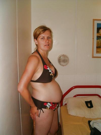 4P Commentaires cochons sur ma sale chienne enceinte