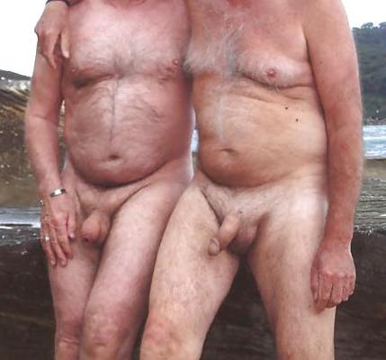 8P Nat hangs out nude with nude beach friends