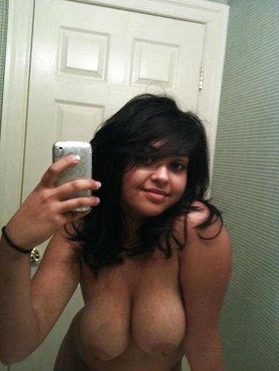 25P Chubby Desi girl