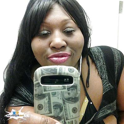 25P BBW Adult Entertainer #21 Hot Chocolate