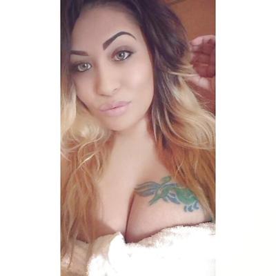 6P Gorgeous latina milf