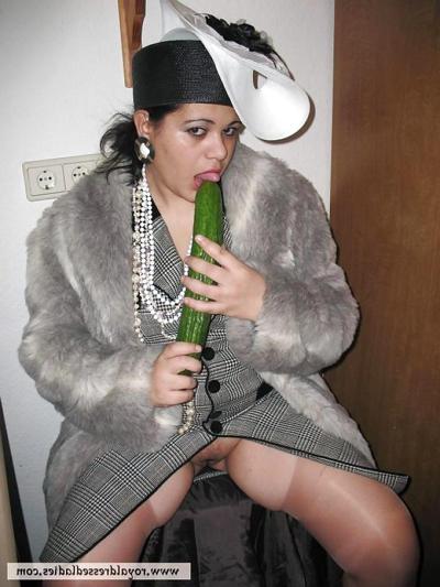 14P Fully Clothed Sex Ladies