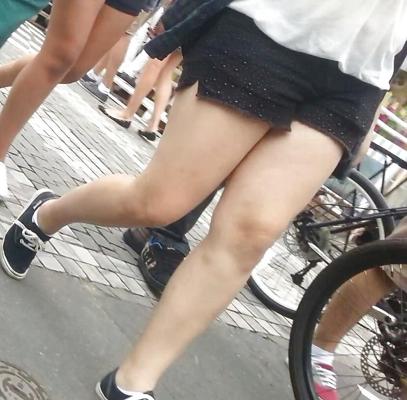 20P Шпионю за румынскими ступнями старых и молодых
