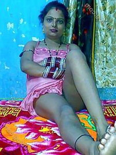 25P Desi indian bhabhi