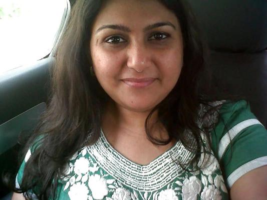 25P Riya Indian Ahmedabad Gujarat Bombay India Girl 