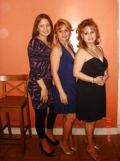 8P Latina cum dumpster 12 - Which one would you fuck?