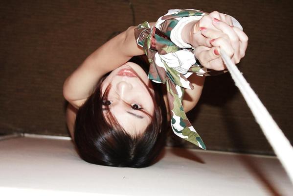 13P Jolie fille chinoise