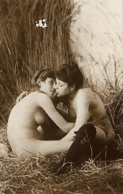 16P Vintage  Lesbians-num-001