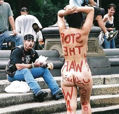 25P Hot female protesters
