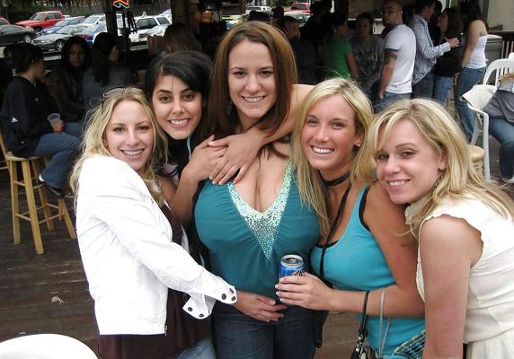 11P American Milf With Huge Boobs