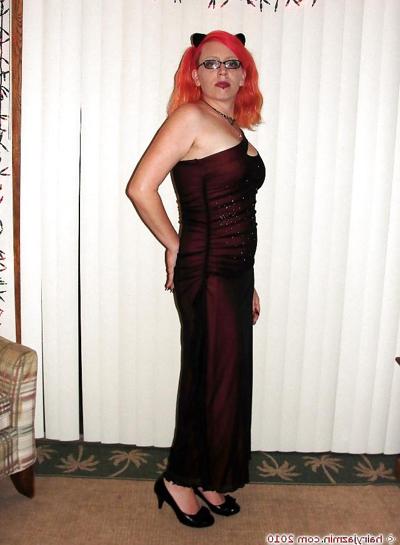 25P More of me hairy mistress Jazmin
